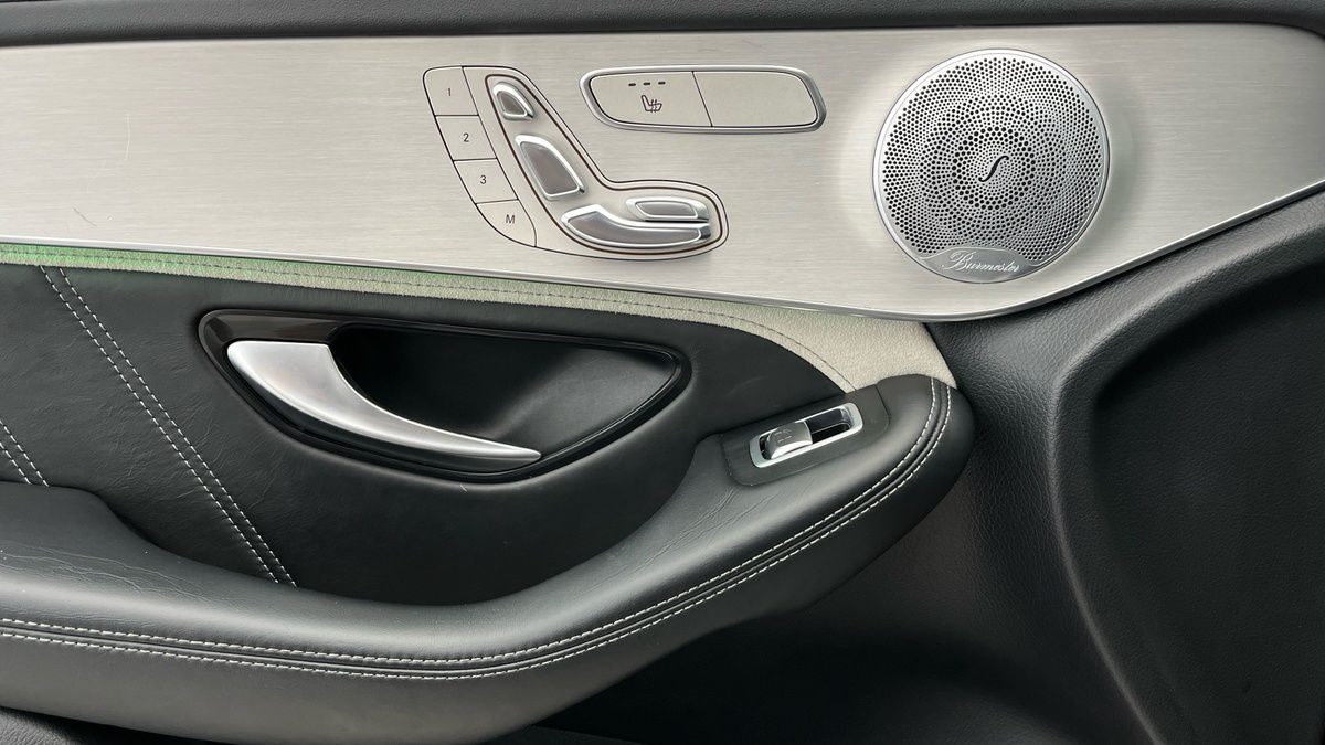 Mercedes-Benz GLC Image 19