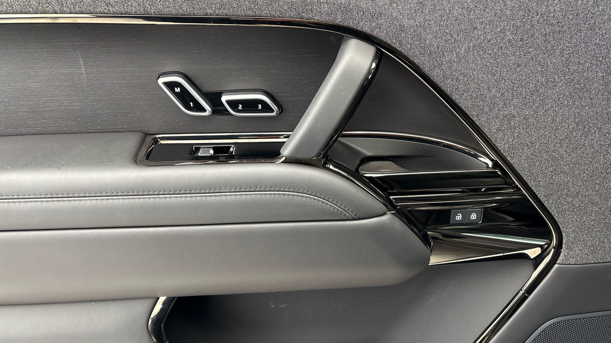 Land Rover Range Rover Sport Image 19