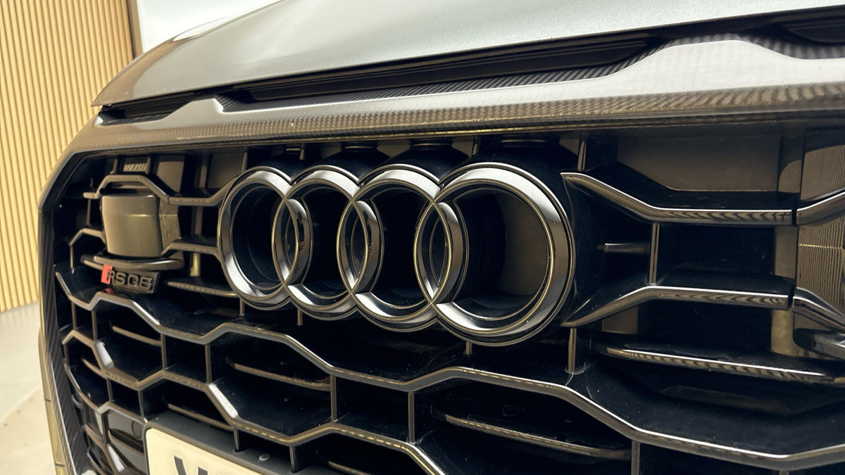 Audi RSQ8 Image 24