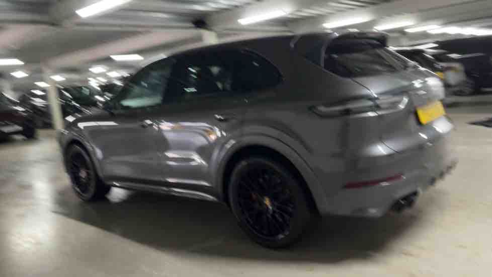 More views of Porsche Cayenne