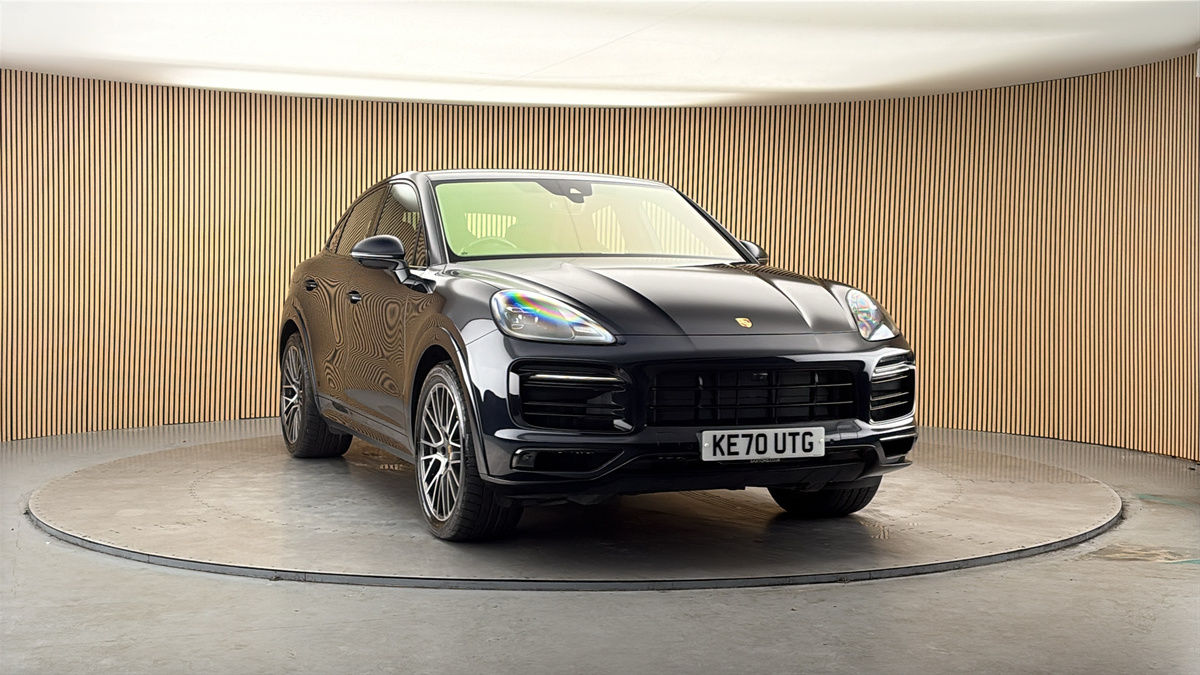 More views of Porsche Cayenne