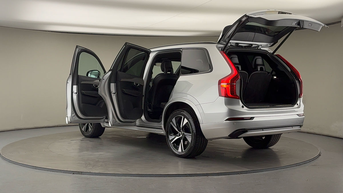 More views of Volvo XC90