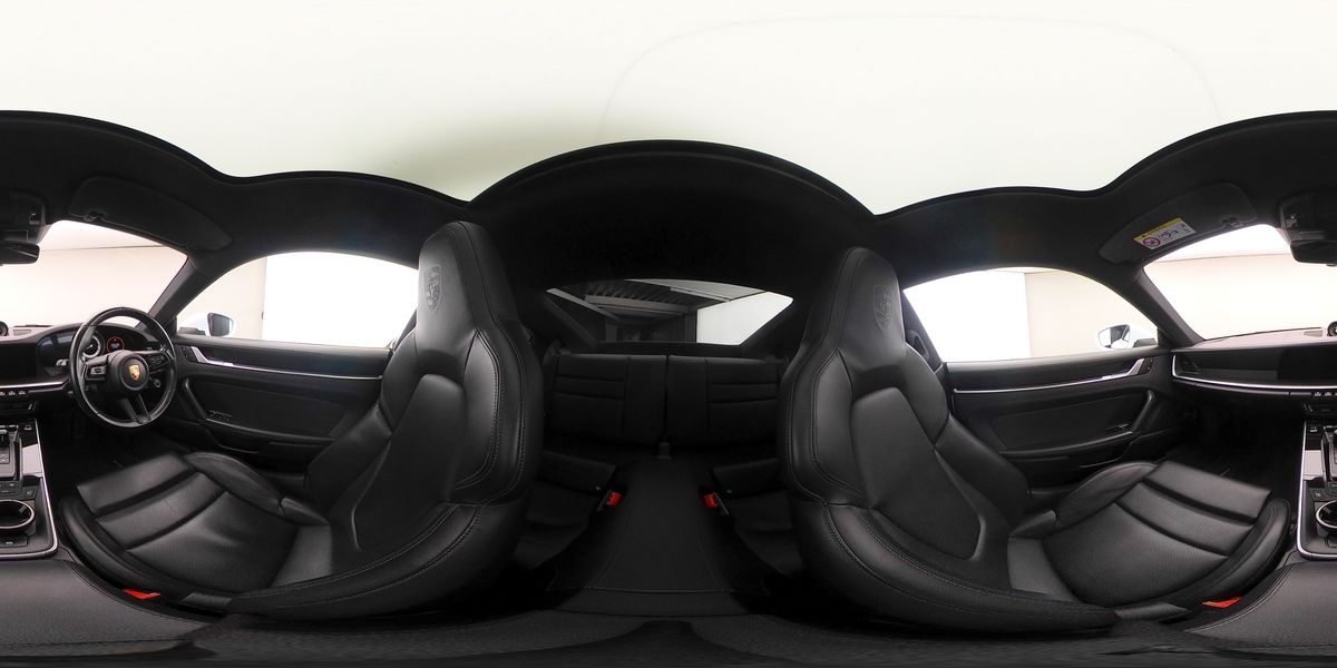 More views of Porsche 911