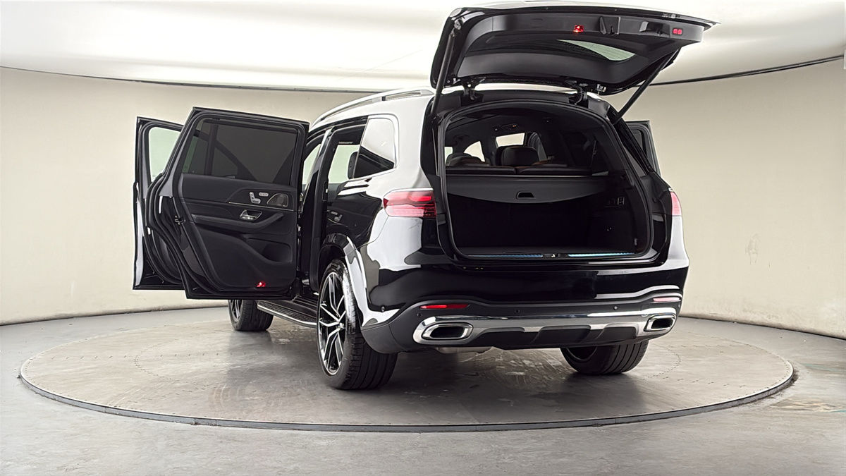 More views of Mercedes-Benz GLS