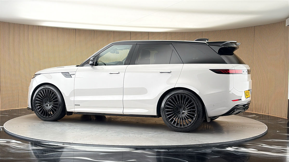 More views of Land Rover Range Rover Sport