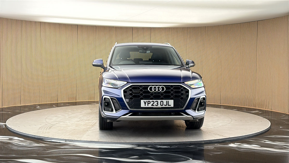 More views of Audi Q5