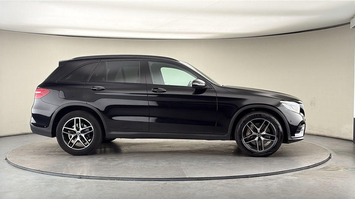 More views of Mercedes-Benz GLC