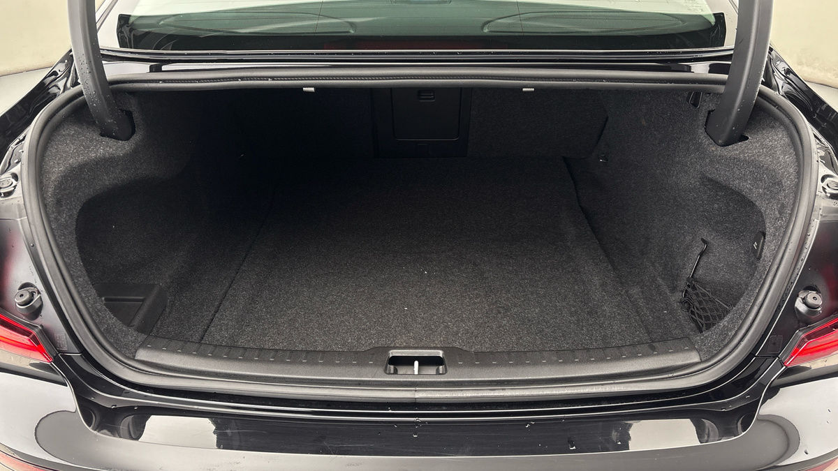 Volvo S60 Image 11