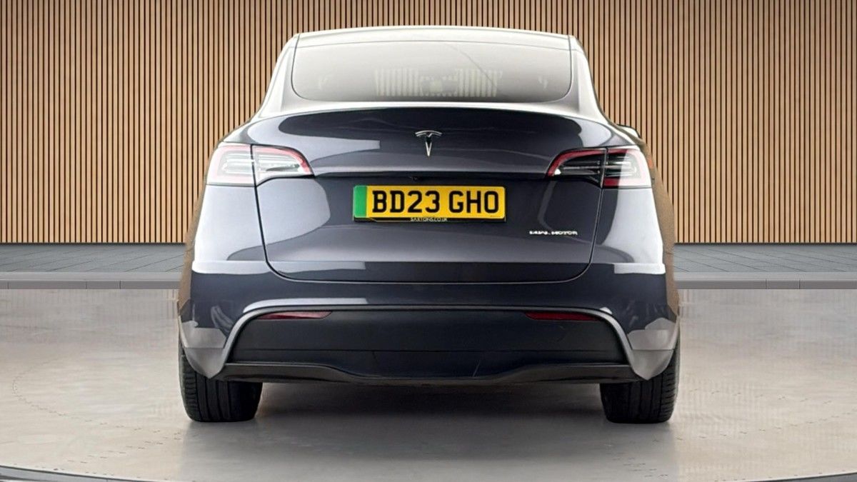 Tesla Model Y Image 4
