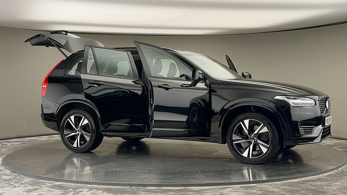 More views of Volvo XC90