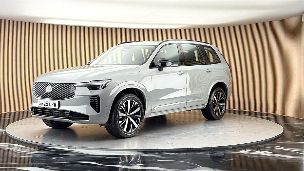 Volvo XC90 Image 20