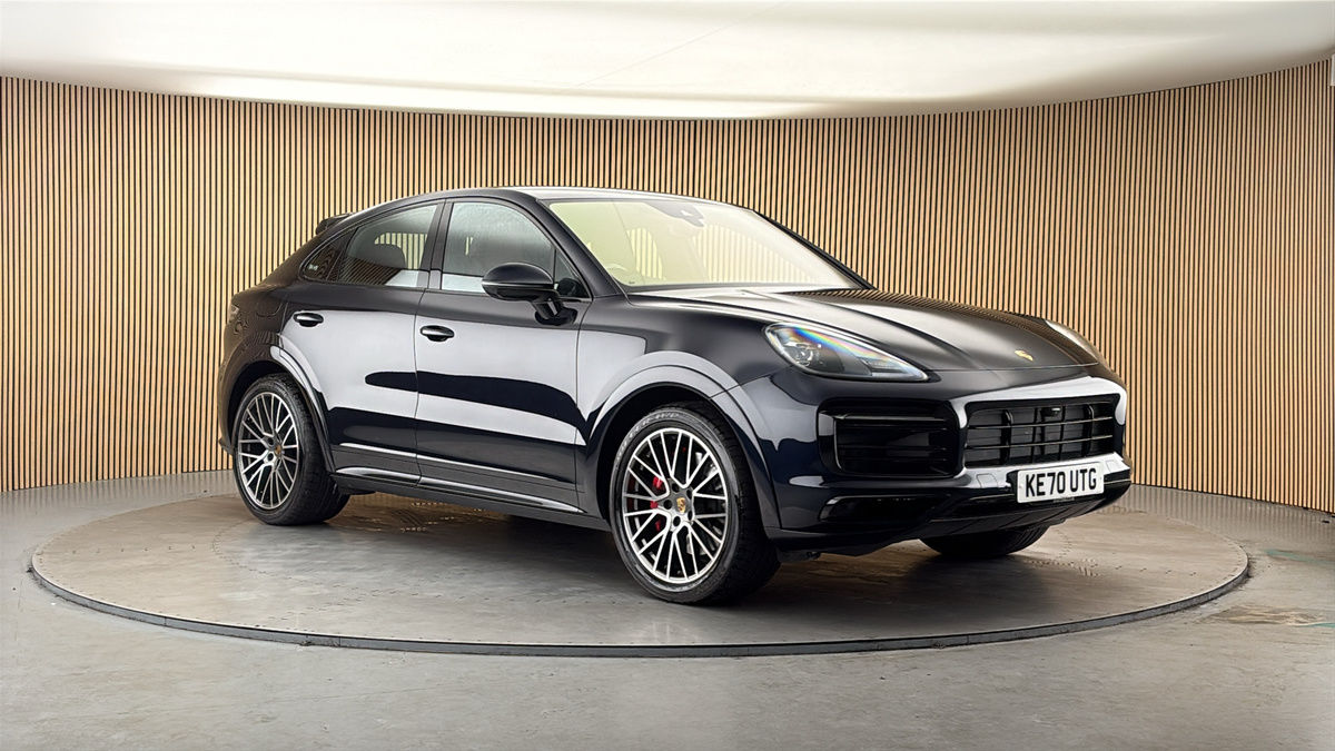More views of Porsche Cayenne
