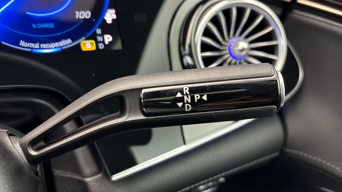 Mercedes-Benz EQE Image 34