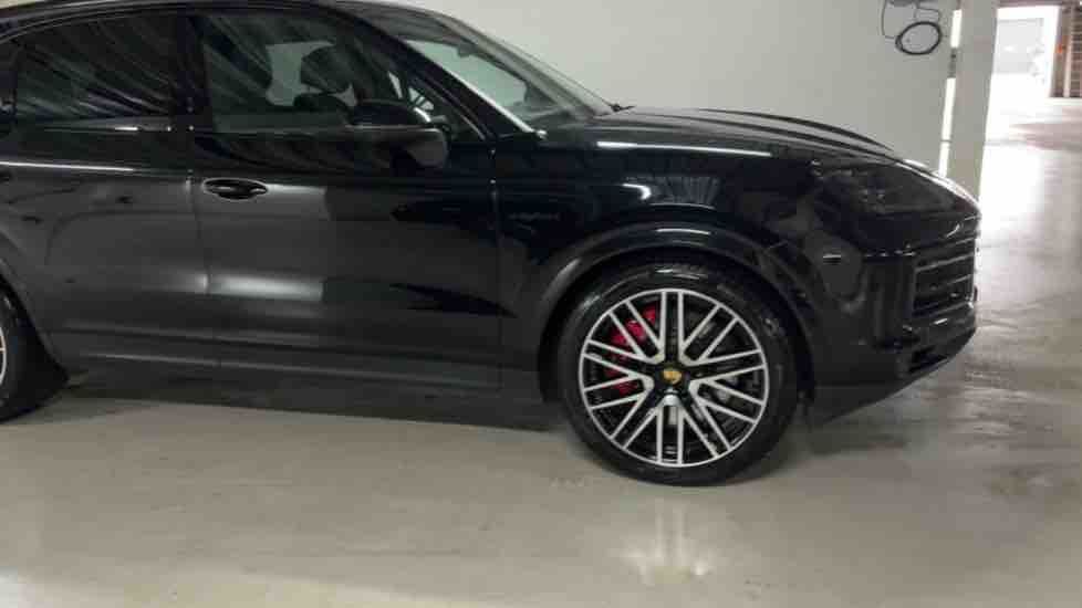 More views of Porsche Cayenne