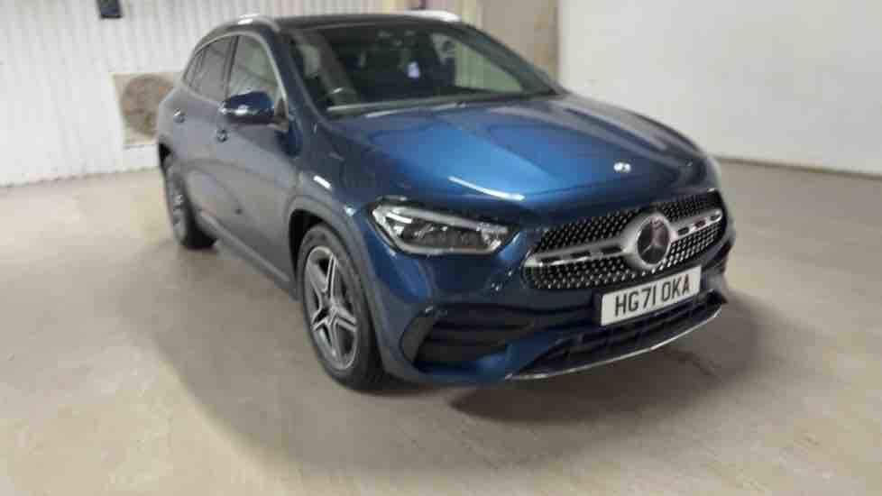 More views of Mercedes-Benz GLA