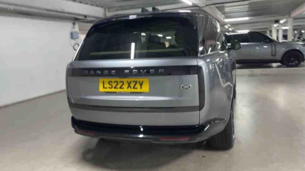 More views of Land Rover Range Rover
