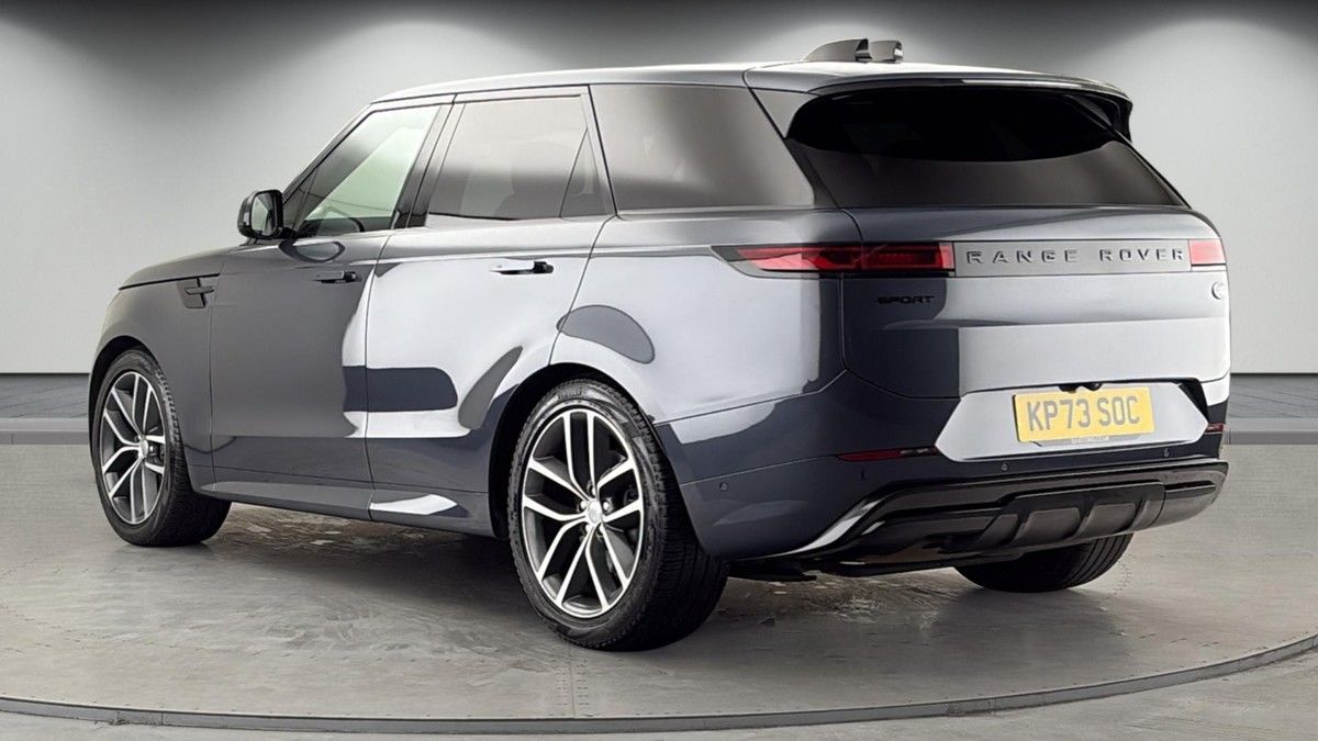 Land Rover Range Rover Sport Image 2
