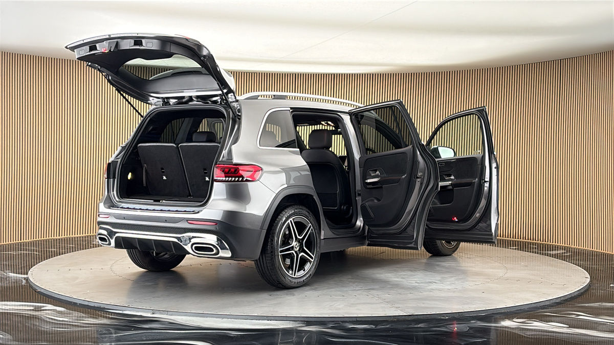 More views of Mercedes-Benz GLB