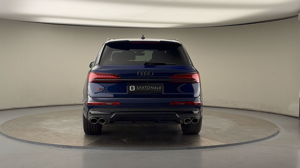 More views of Audi SQ7