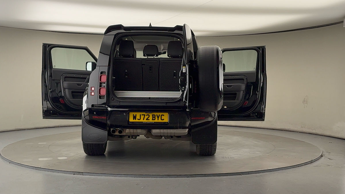 More views of Land Rover Defender 90