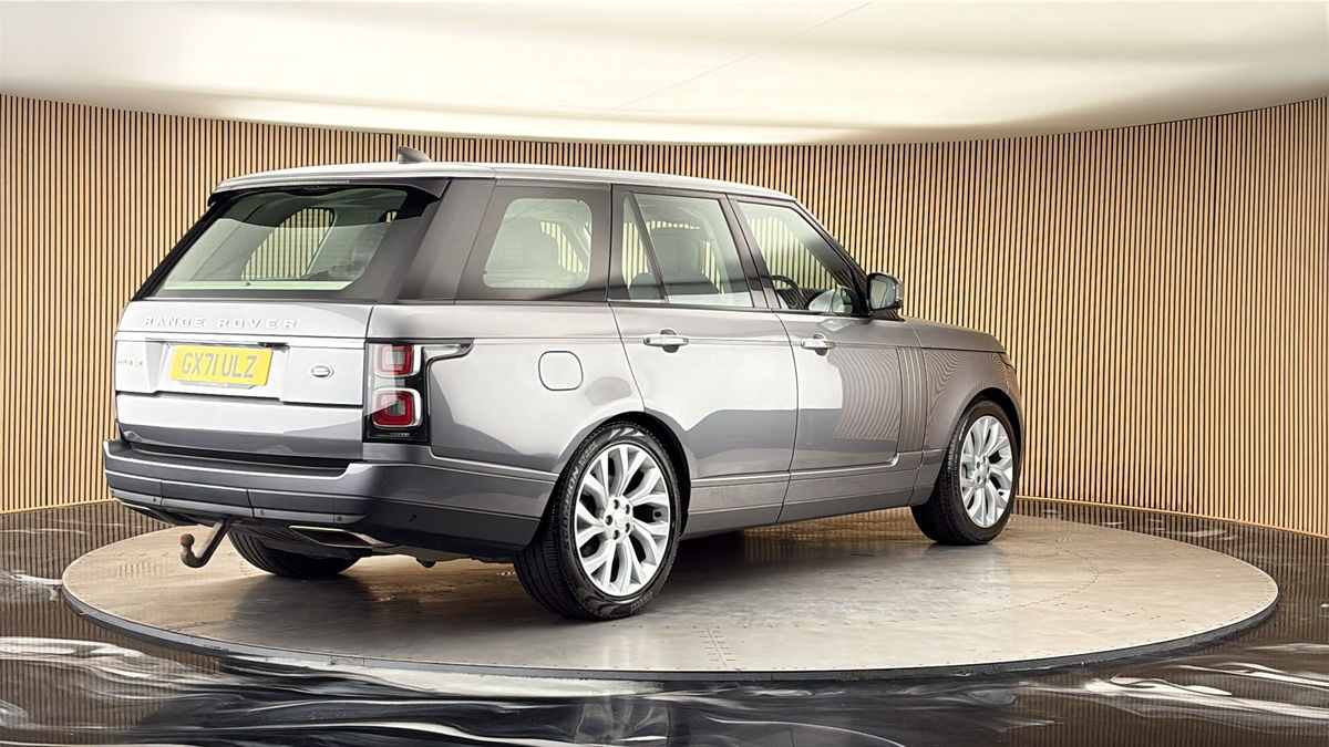 More views of Land Rover Range Rover