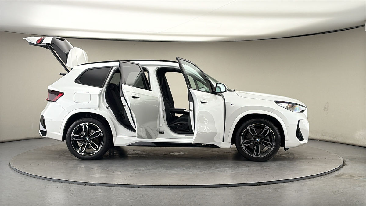 More views of BMW X1