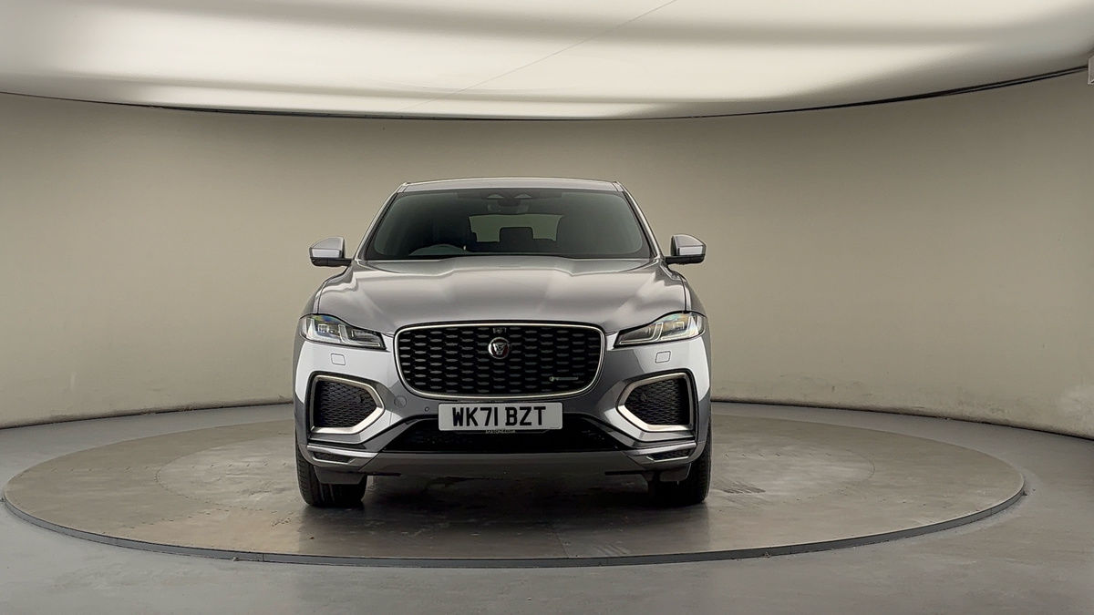 Jaguar F-PACE Image 3