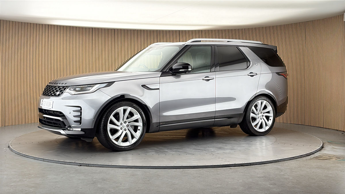 More views of Land Rover Discovery