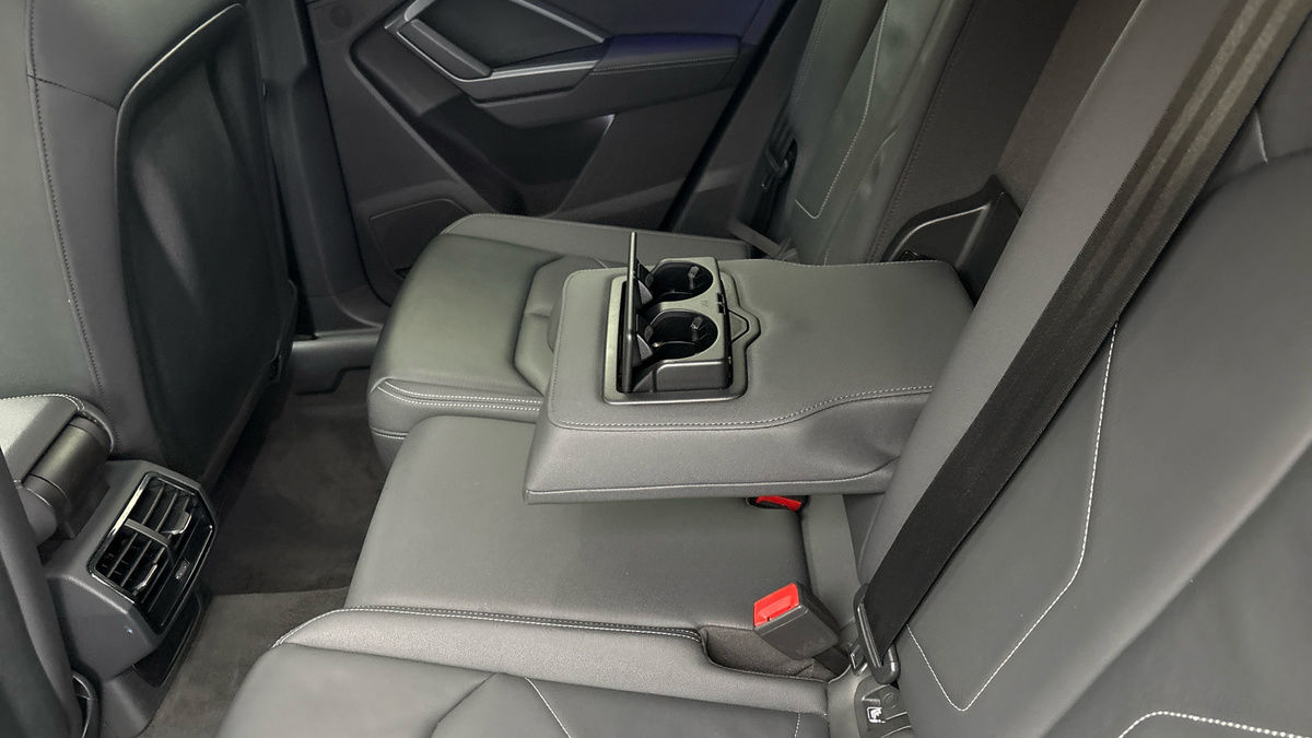 Audi Q3 Image 17