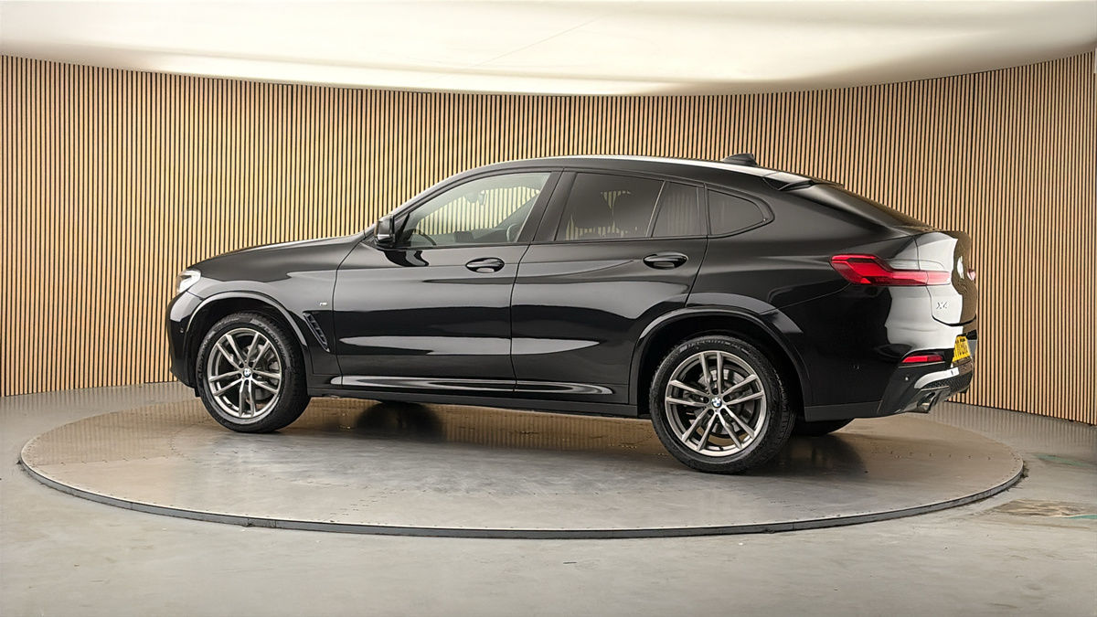 More views of BMW X4