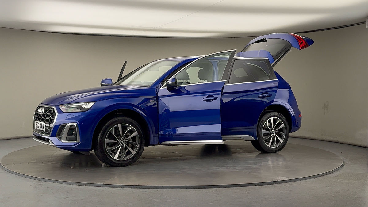 More views of Audi Q5