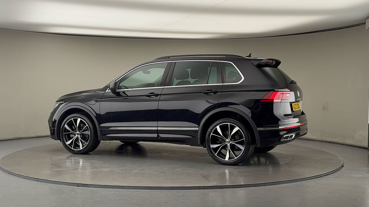 More views of Volkswagen Tiguan