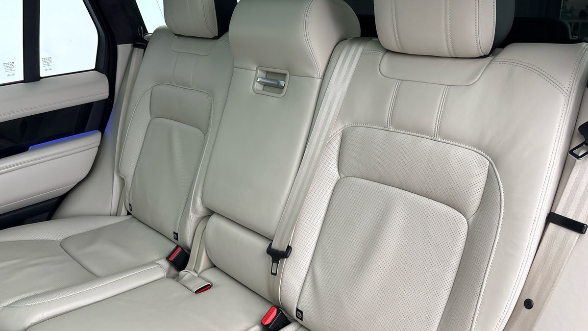 Land Rover Range Rover Image 8