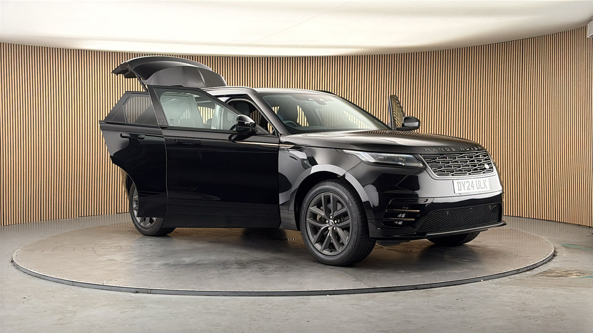 More views of Land Rover Range Rover Velar