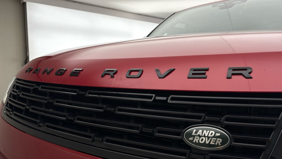 Land Rover Range Rover Sport Image 24