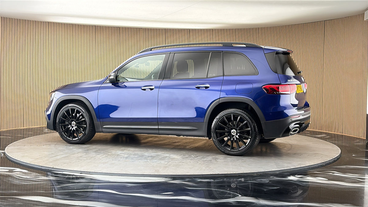 More views of Mercedes-Benz GLB