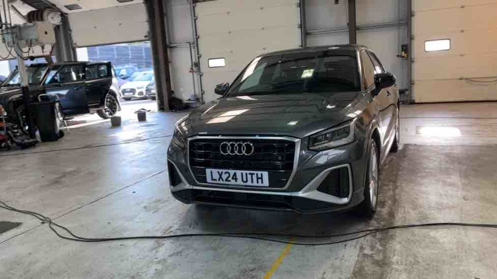 More views of Audi Q2