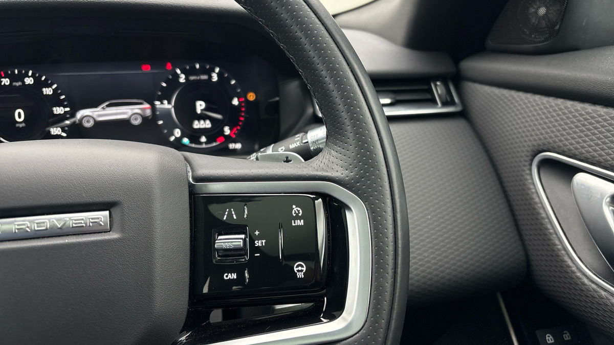Land Rover Range Rover Velar Image 14