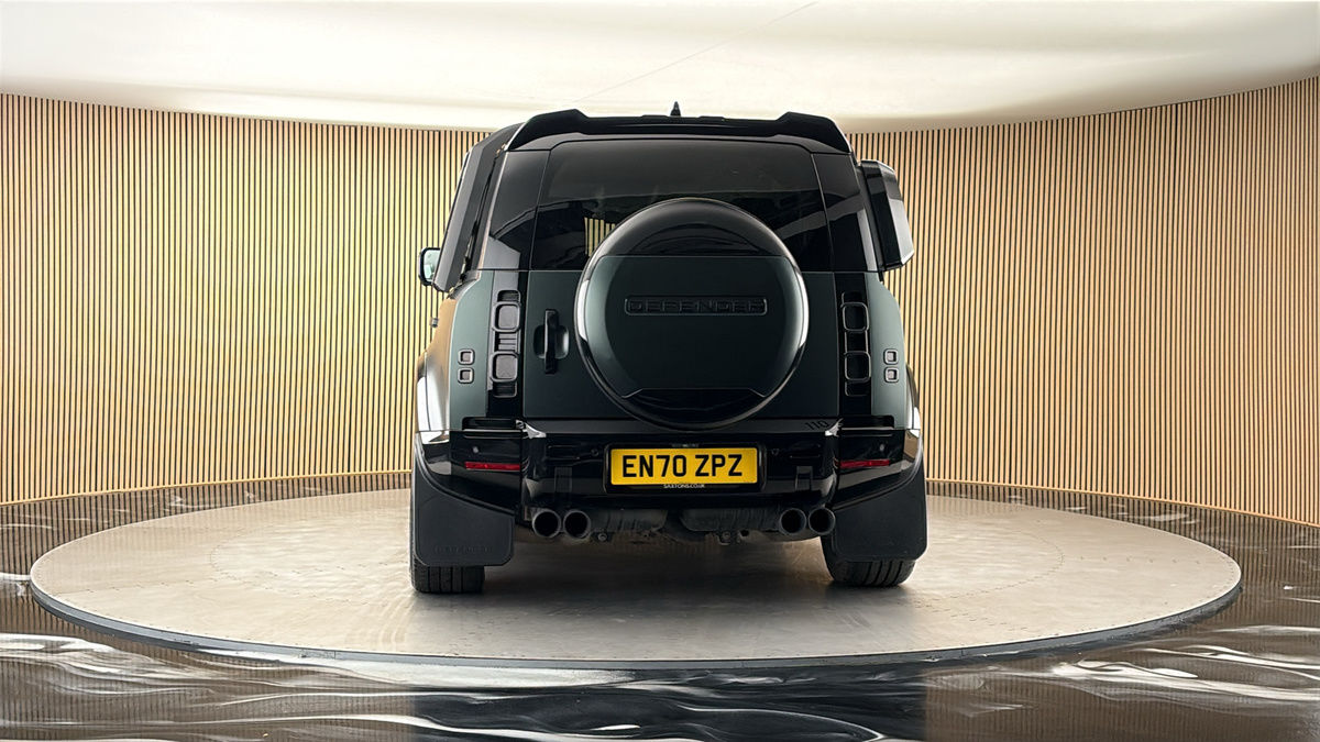 More views of Land Rover Defender 110