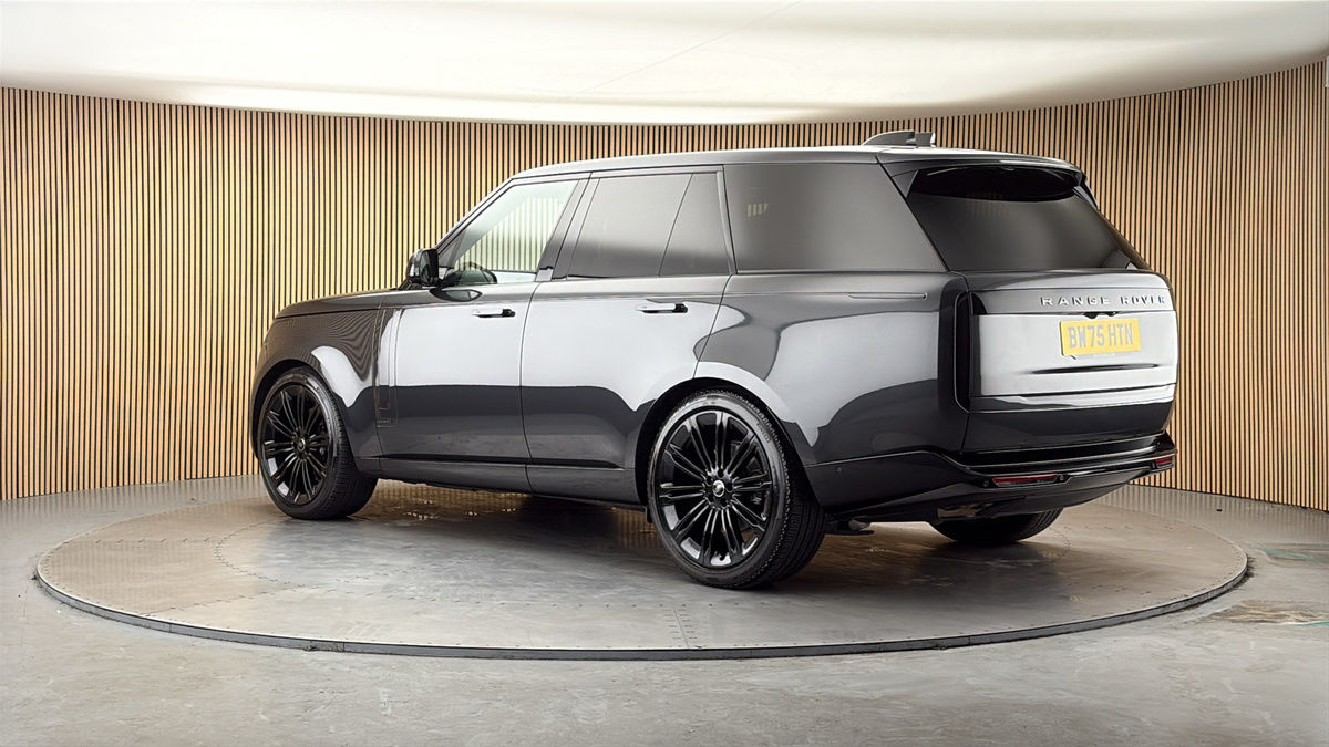 More views of Land Rover Range Rover