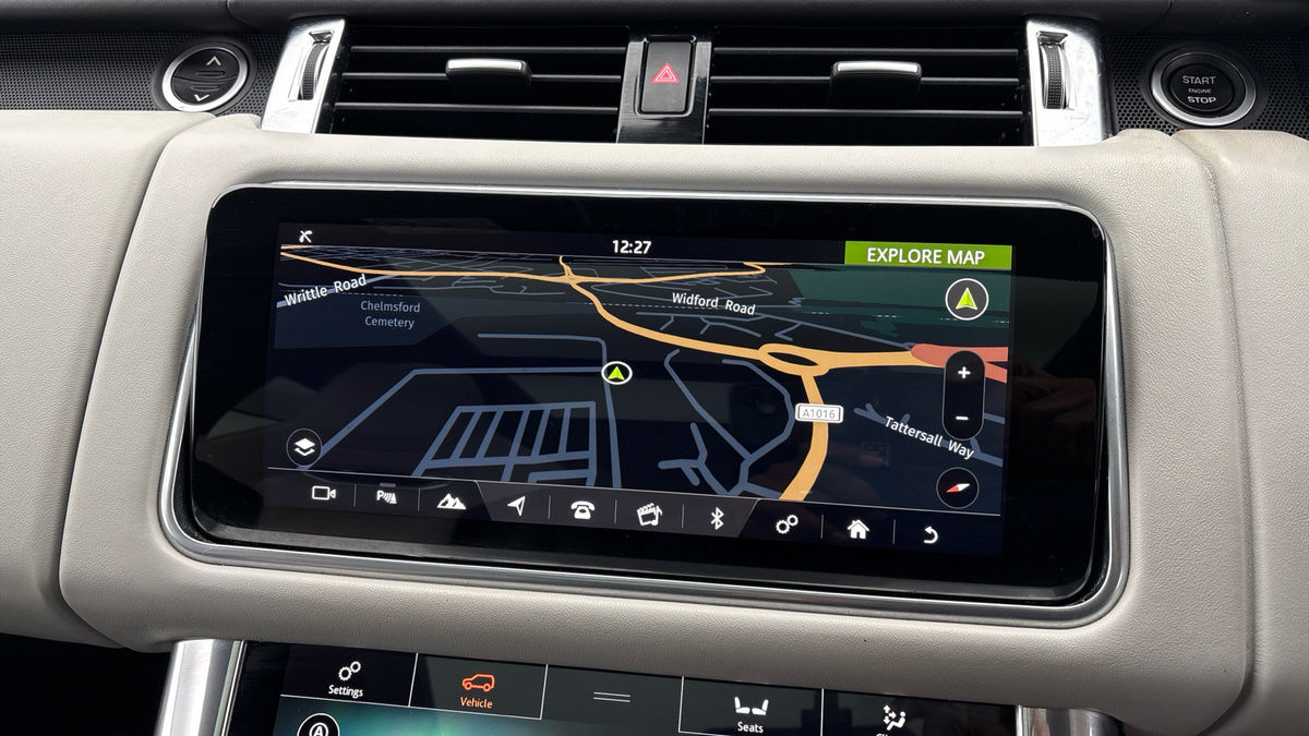 Land Rover Range Rover Sport Image 17