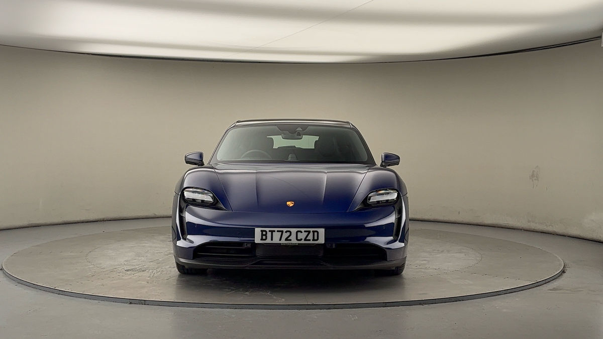 Porsche Taycan Image 3