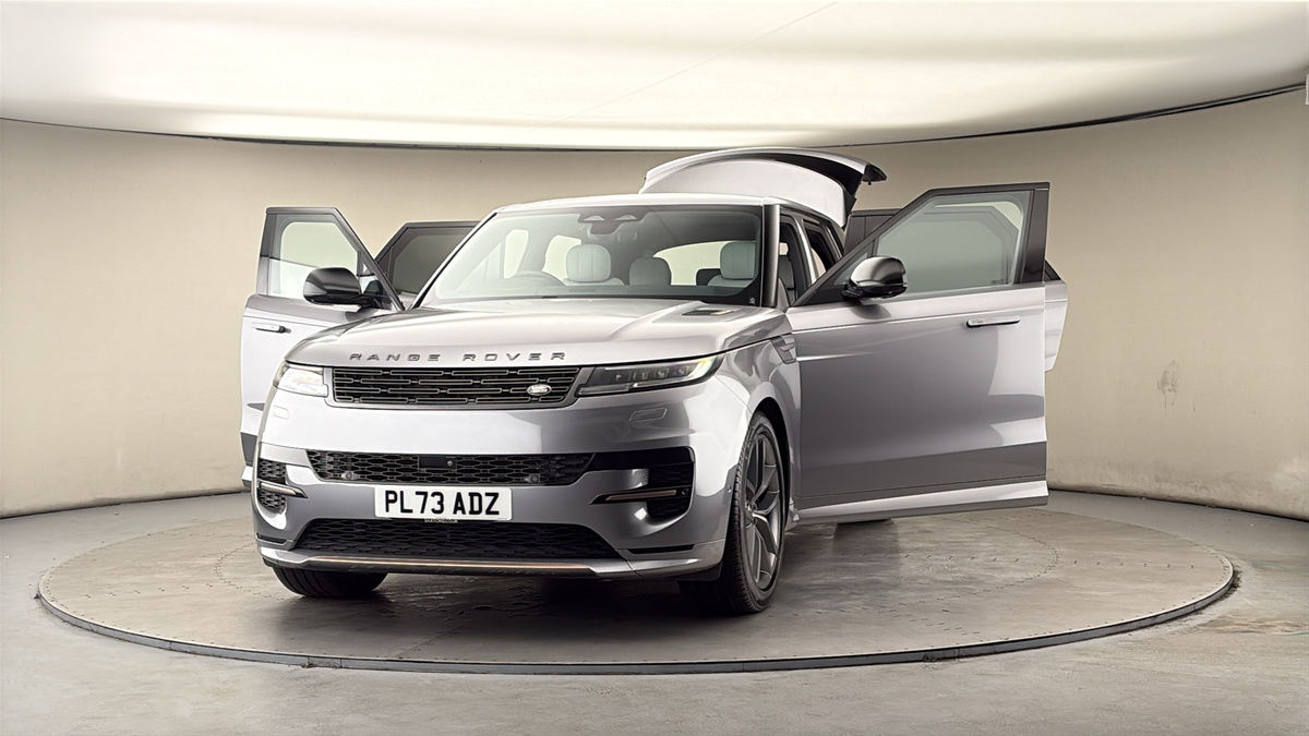 More views of Land Rover Range Rover Sport