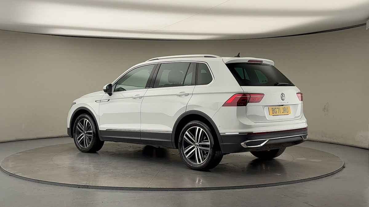 More views of Volkswagen Tiguan