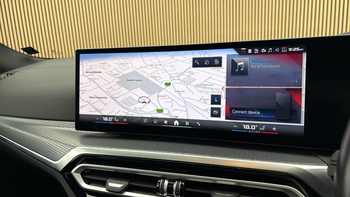 BMW i4 Image 17