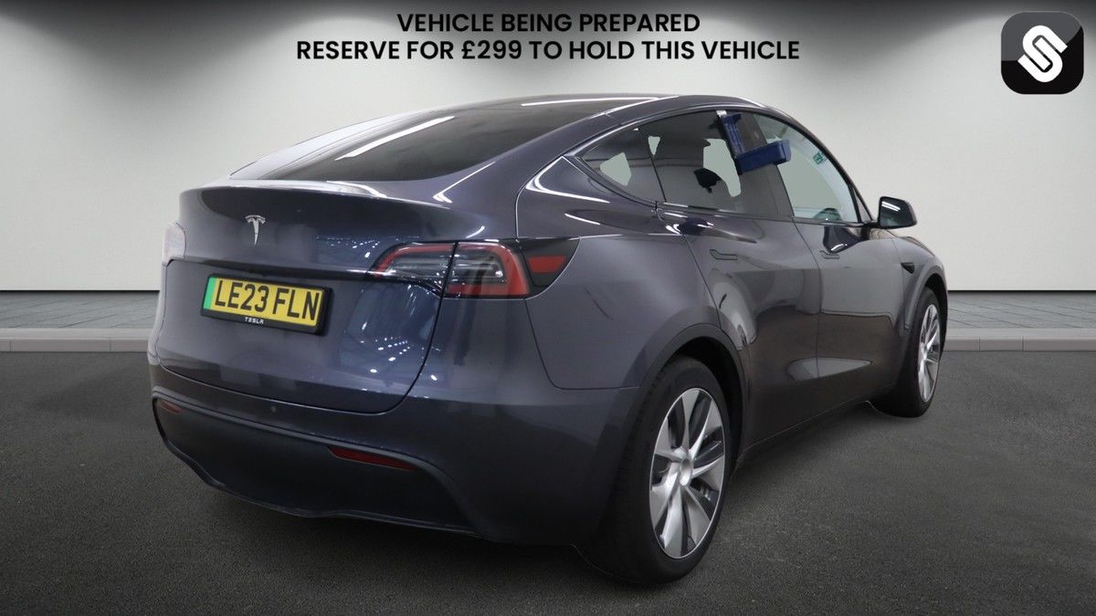 Tesla Model Y Image 4