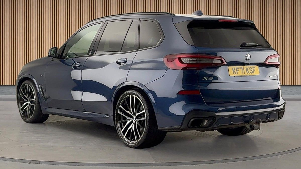 BMW X5 Image 2