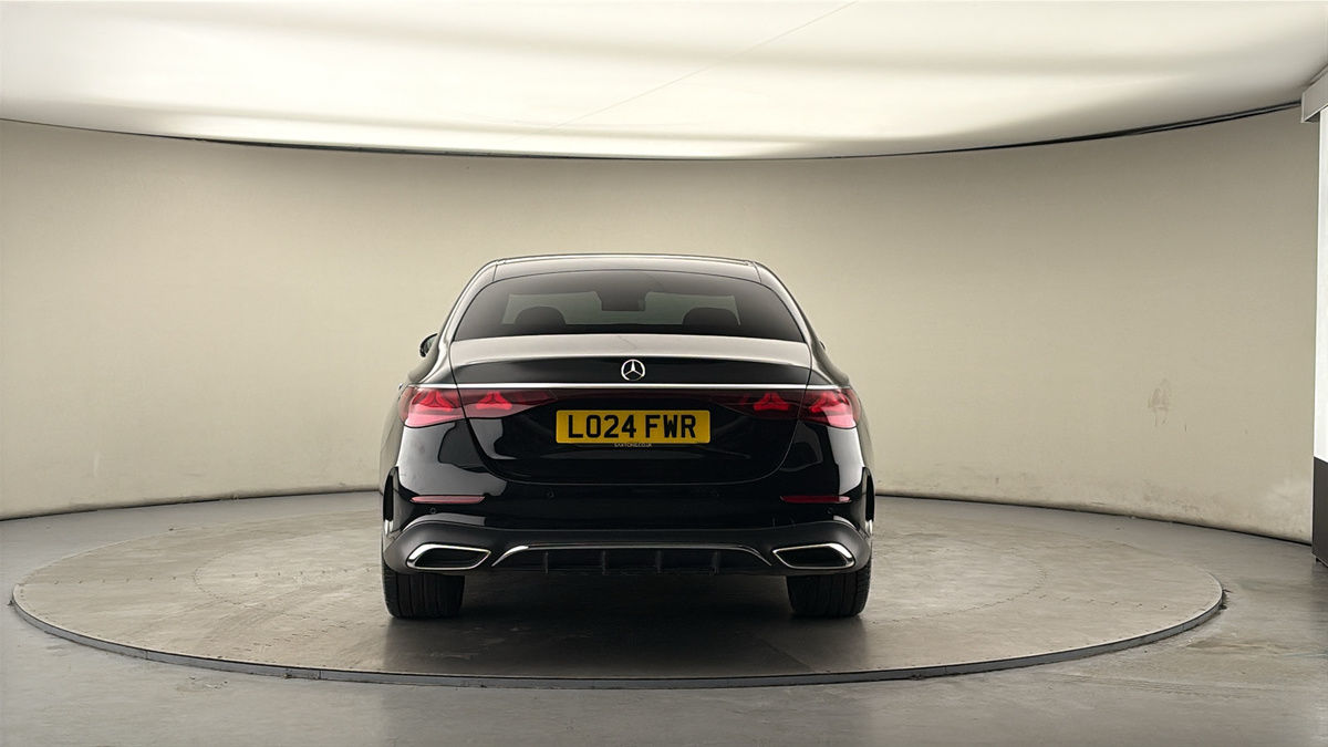 Mercedes-Benz E Class Image 4