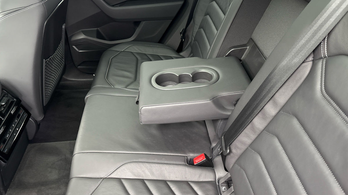 Volkswagen Touareg Image 9