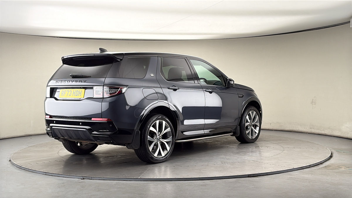 Land Rover Discovery Sport Image 21